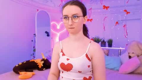 Snapshot of sunshine_blaze chatting on February 26, 2026, 3:00 pm Alice online show from February 26, 2026, 3:00 pm