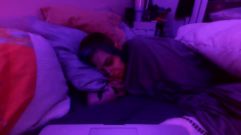 UNH1N3 online show from September 10, 2025, 2:22 am