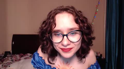 Hella online show from February 20, 2025, 11:20 am