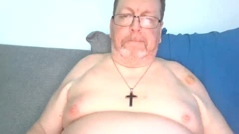 Snapshot of sunspotbaby chatting on July 28, 2026, 9:03 pm Sunspotbaby online show from July 28, 2026, 9:03 pm