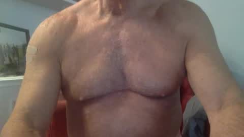 suntrdr077 online show from October 26, 2025, 6:25 pm