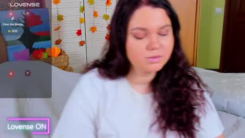 sunyy_bunyy online show from November 13, 2025, 4:00 am