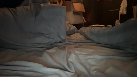 BreezyBeBendy online show from November 7, 2025, 10:48 am