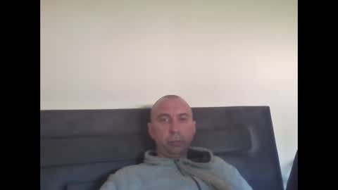 super42835015 online show from May 3, 2026, 2:45 pm