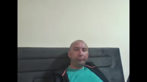 super42835015 online show from May 10, 2026, 4:23 pm