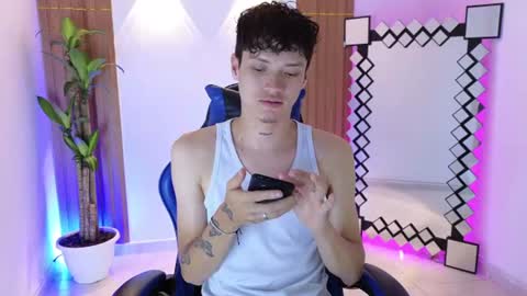 Snapshot of super_boys2 chatting on June 30, 2026, 5:30 am ALEX online show from June 30, 2026, 5:30 am
