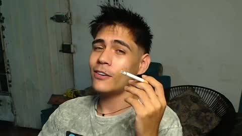Snapshot of super_cute1 chatting on June 3, 2026, 12:13 am super_cute1 online show from June 3, 2026, 12:13 am