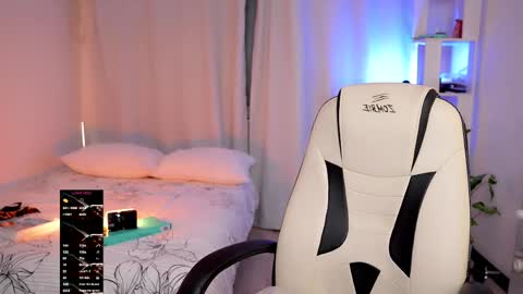 ANNApvt open full info in bio online show from April 16, 2026, 5:36 pm