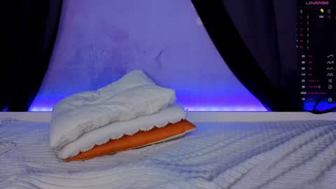 Milana Scarlett online show from November 16, 2025, 5:13 am