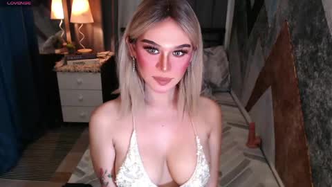 CARMINA online show from April 17, 2026, 12:46 am