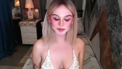 CARMINA online show from June 19, 2026, 3:00 am