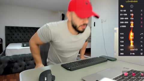 Snapshot of supermanboyxxl chatting on February 3, 2026, 7:35 am supermanboyxxl online show from February 3, 2026, 7:35 am