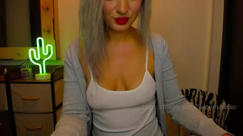 Natalie online show from July 4, 2026, 12:17 am