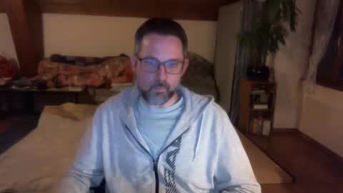 supersquirrel81 online show from January 16, 2026, 4:55 pm