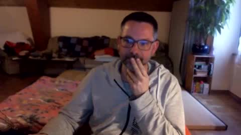 supersquirrel81 online show from March 14, 2026, 7:14 am