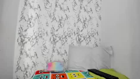 Snapshot of surifoster chatting on May 7, 2026, 2:22 pm suri online show from May 7, 2026, 2:22 pm