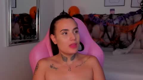 Susan online show from October 30, 2025, 9:48 pm