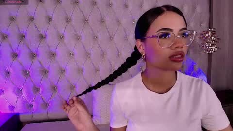 susan_voltaire online show from May 14, 2026, 4:58 pm