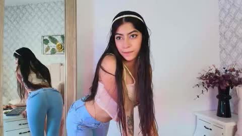  SUSANA  online show from September 23, 2025, 11:46 am