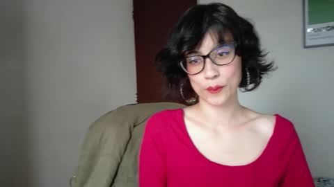 susana_w online show from February 16, 2026, 9:33 pm
