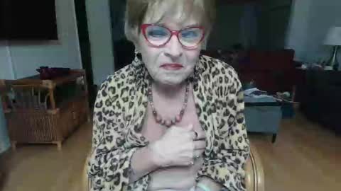 sexualsusan online show from December 14, 2025, 10:47 pm