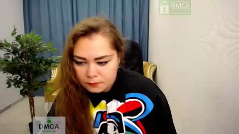 Susanna online show from November 28, 2025, 6:27 am