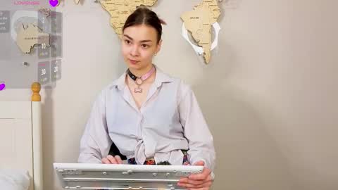 susannahtrojahn online show from March 15, 2026, 3:07 pm