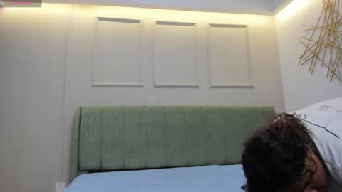 Amelia  online show from October 3, 2025, 12:13 pm