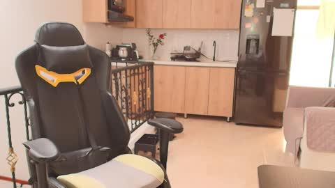 Susan Rhodes online show from March 12, 2026, 3:07 pm