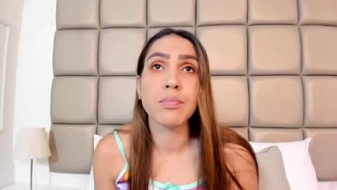 susanthomass online show from October 2, 2025, 7:21 pm