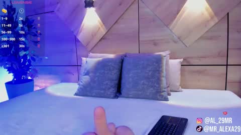 sussan online show from January 8, 2026, 8:00 pm