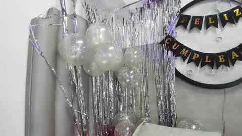 sussanmilf  online show from March 4, 2026, 11:16 am