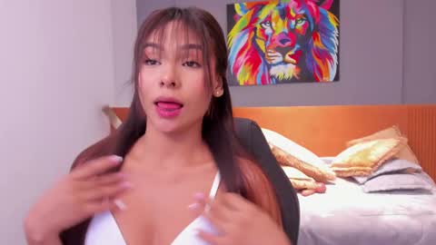 sussy_sweet4u online show from January 23, 2025, 11:58 am