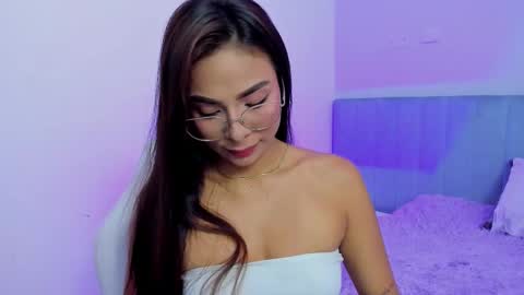 sussy_sweet4u online show from October 28, 2025, 8:07 am
