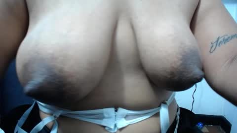 susy_perverttt online show from May 5, 2026, 2:03 pm