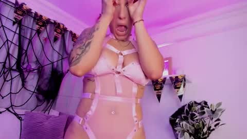 Snapshot of susyy7 chatting on October 29, 2025, 7:48 pm susyy online show from October 29, 2025, 7:48 pm