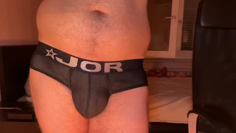 Snapshot of sutlac90 chatting on December 26, 2024, 7:27 pm sutlac90 online show from December 26, 2024, 7:27 pm