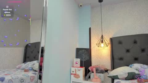 Snapshot of suzetmonaco chatting on February 6, 2025, 10:53 pm S U Z E T online show from February 6, 2025, 10:53 pm