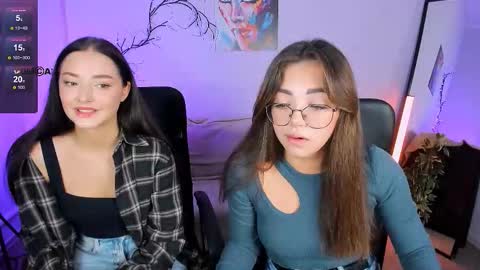 Snapshot of suzi_love chatting on October 15, 2025, 12:05 pm suzi_love online show from October 15, 2025, 12:05 pm
