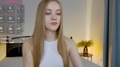 Suzi online show from October 9, 2025, 1:31 pm