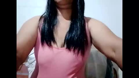 suzzie_hot online show from January 12, 2025, 7:42 pm