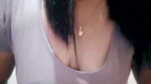 suzzie_hot online show from December 21, 2025, 8:27 pm