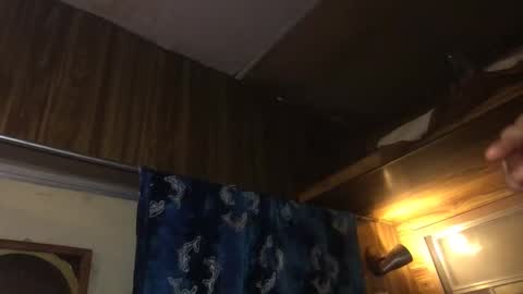 Bubblebunnyjlo online show from May 4, 2026, 4:19 am