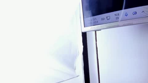 Snapshot of sven_basquiat chatting on May 4, 2026, 7:21 pm Sven online show from May 4, 2026, 7:21 pm