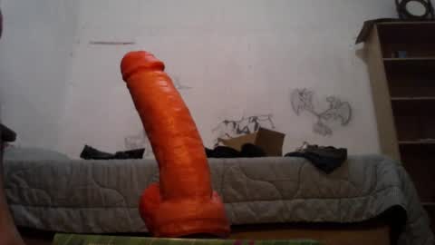 Snapshot of sven_mann chatting on September 28, 2025, 1:49 pm Mauro online show from September 28, 2025, 1:49 pm