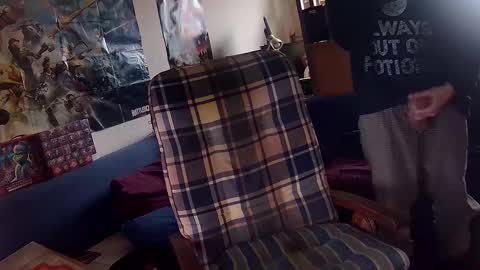 svenerd______ online show from February 9, 2026, 2:43 pm