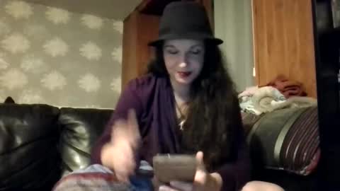 H3D0N15T5 online show from October 7, 2025, 8:06 pm