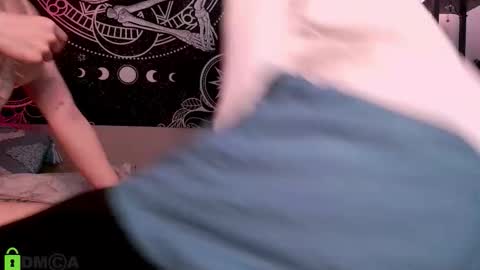 sweaties3 online show from March 5, 2026, 3:19 pm