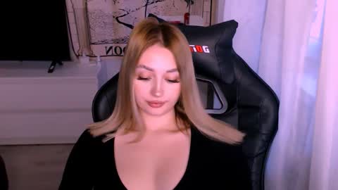 Kate online show from October 28, 2025, 1:31 am