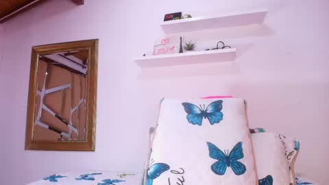 Debora  online show from September 12, 2025, 11:54 am